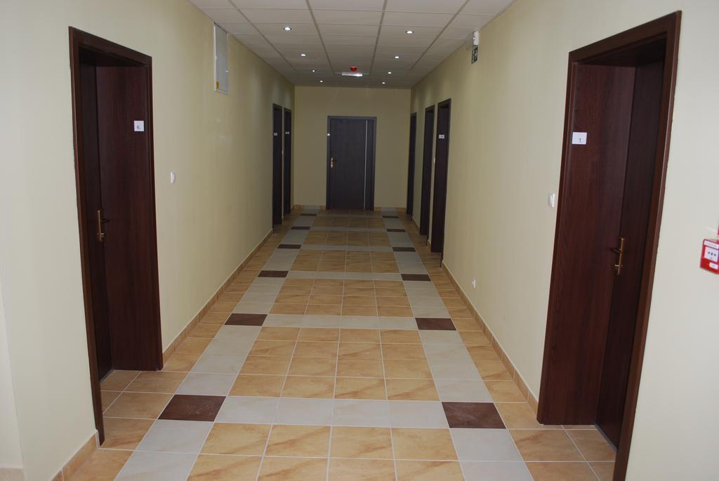 Aranytal Panzio Bed & Breakfast Komarom Phòng bức ảnh